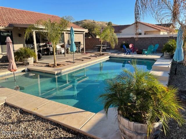 2741 E Dry Creek Rd., Phoenix, AZ 85048