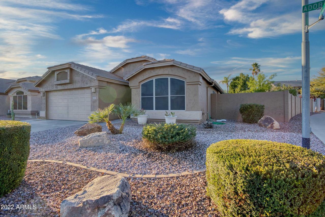 6438 W Adobe Dr., Glendale, AZ 85308