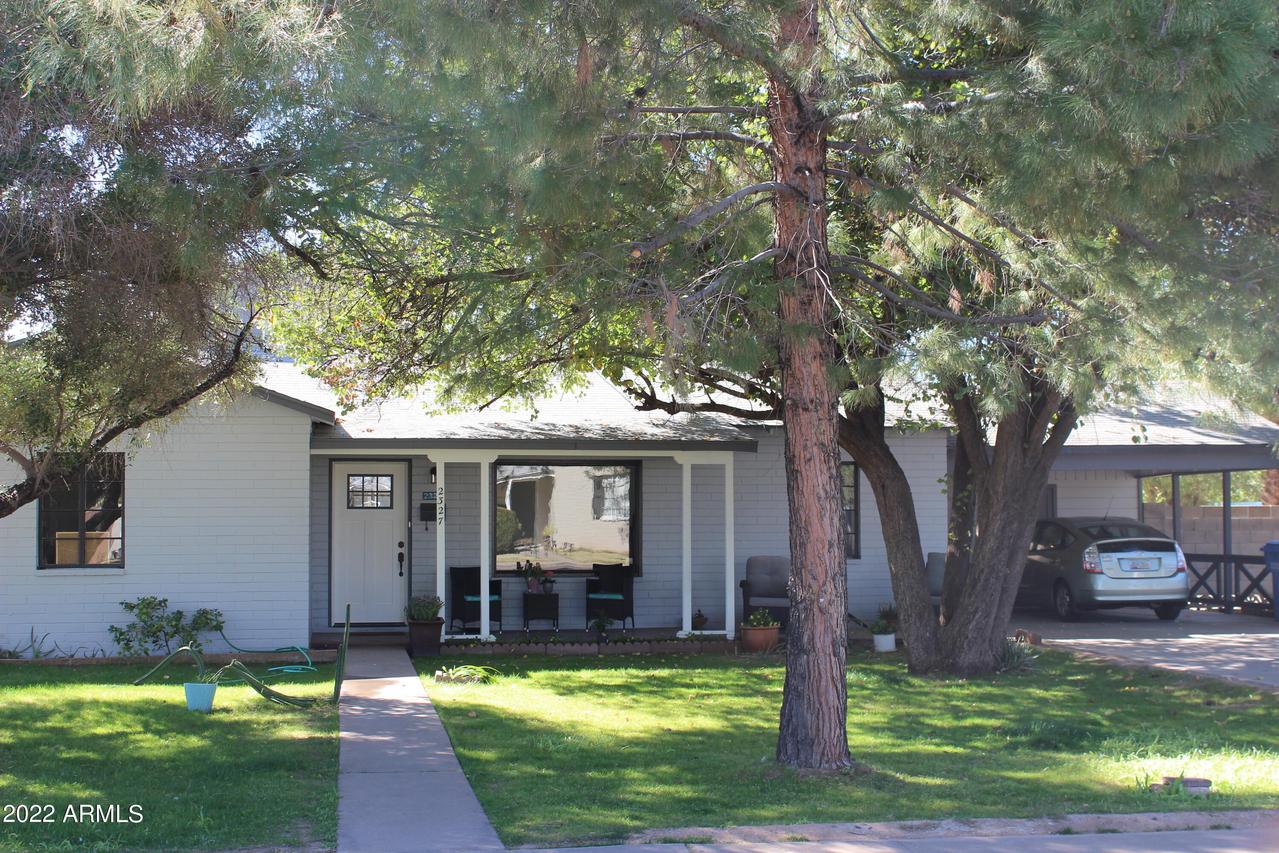 2327 E Fairmount Ave., Phoenix, AZ 85016
