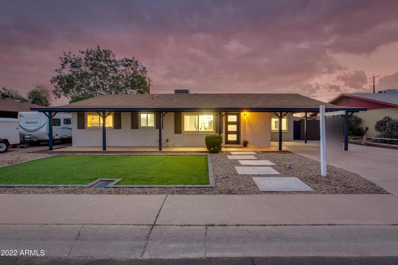 7501 E Holly St., Scottsdale, AZ 85257