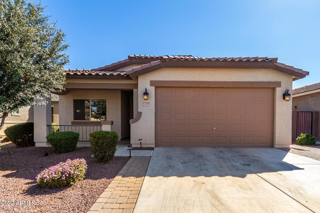 1479 W Dove Tree Ave., San Tan Valley, AZ 85140