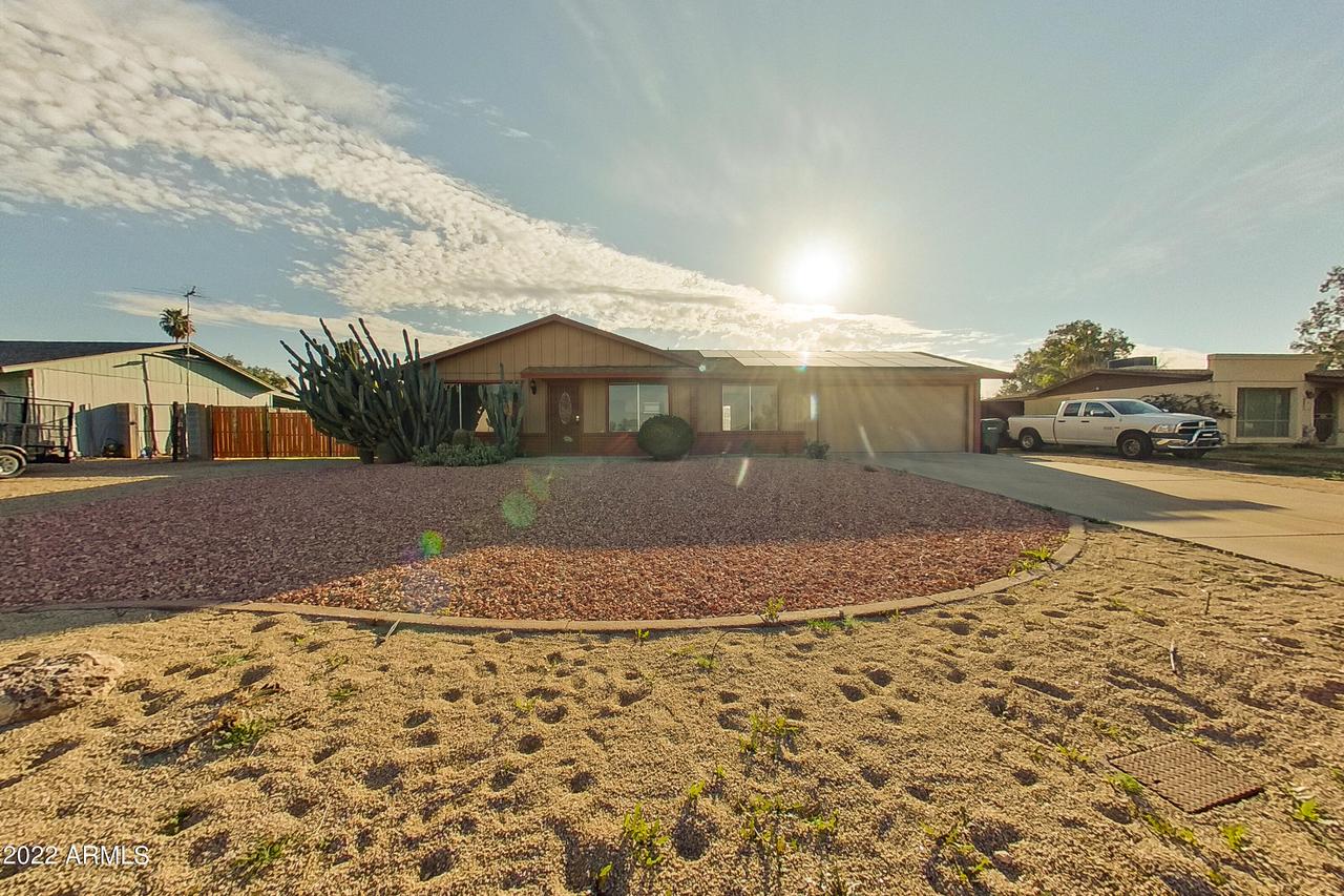 19425 N 15th Ave., Phoenix, AZ 85027