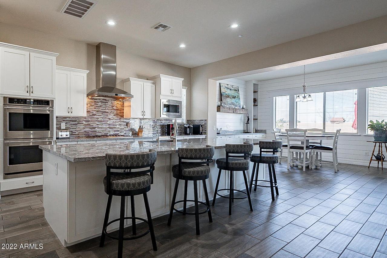 1344 E Via Nicola, San Tan Valley, AZ 85140
