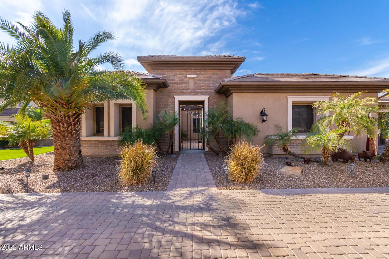360 W Yellowstone Way, Chandler, AZ 85248
