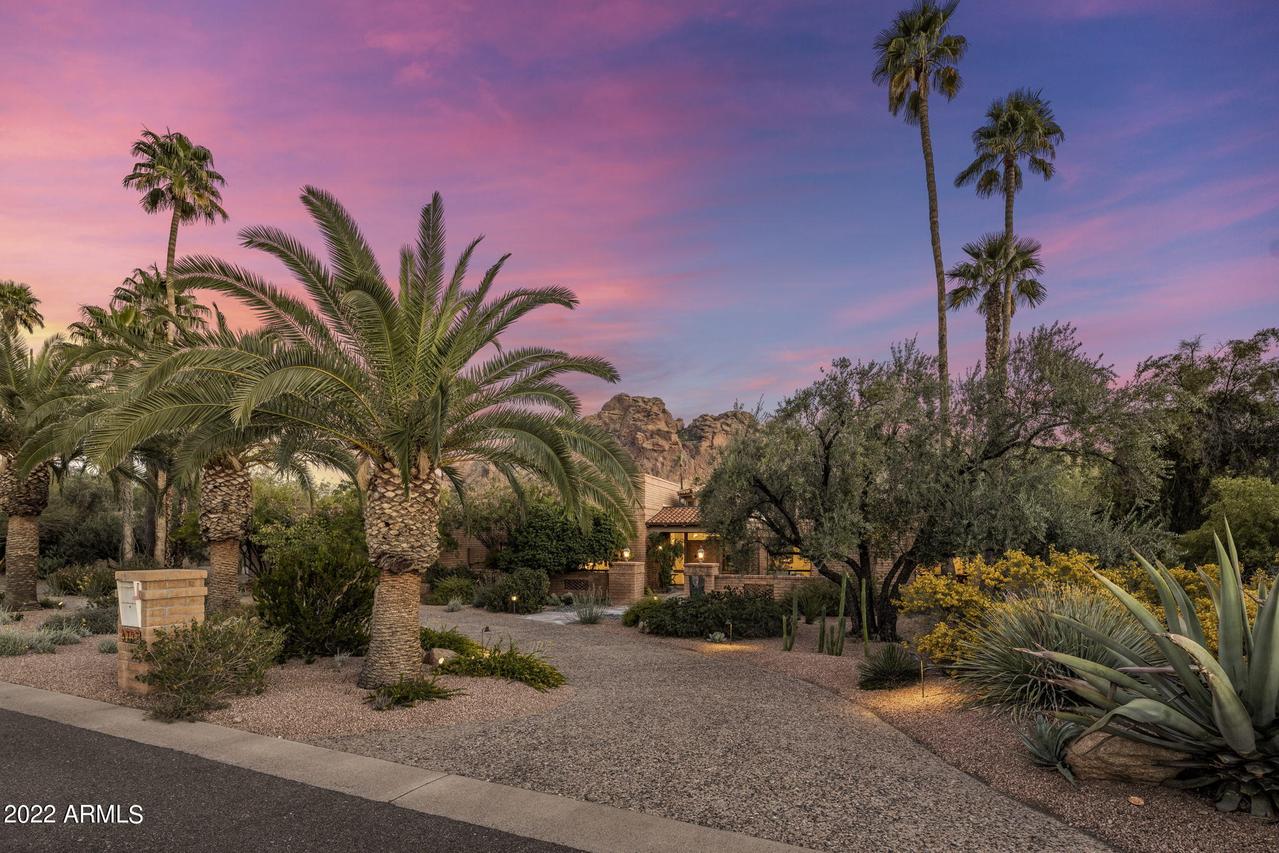 4737 E Valley Vista Ln., Paradise Valley, AZ 85253