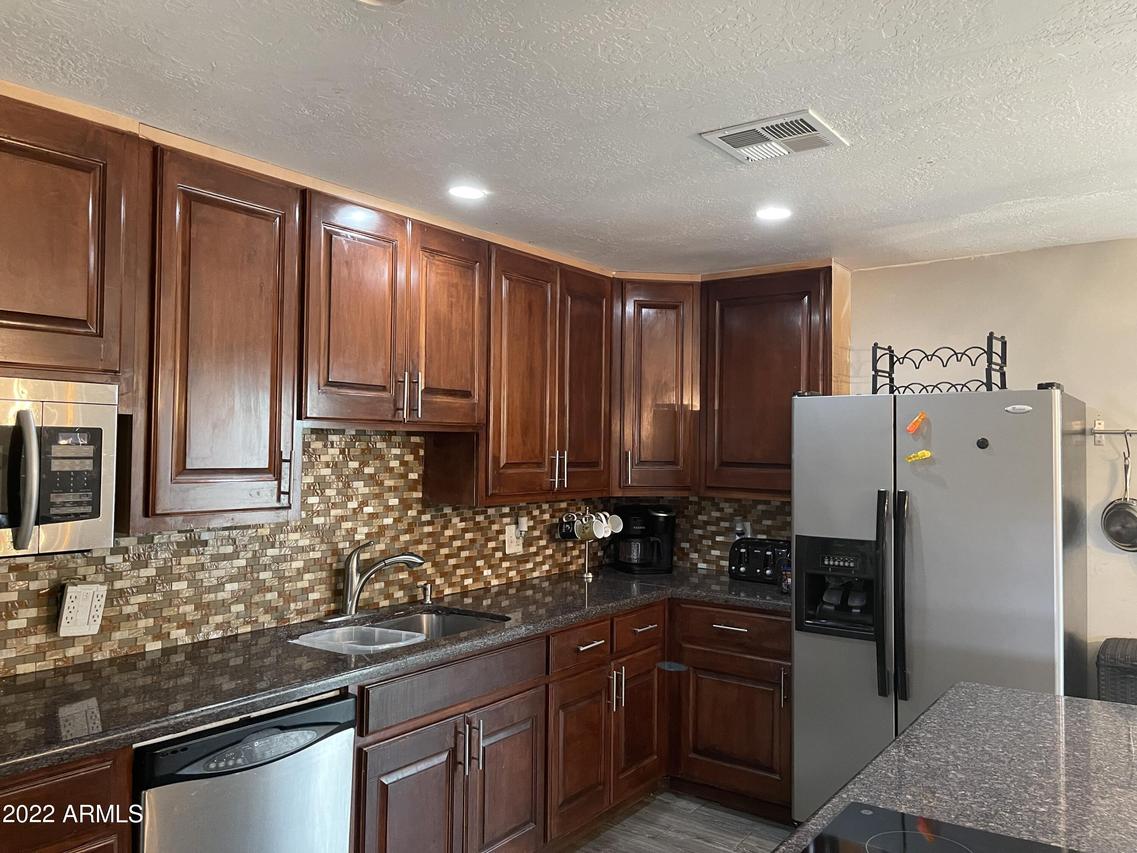 1562 W Carol Ave., Mesa, AZ 85202