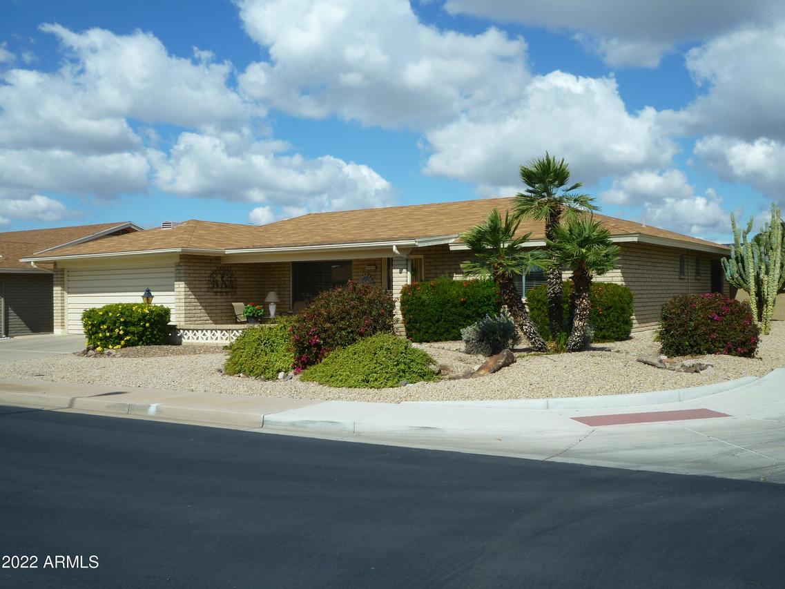 4562 E Farmdale Cir., Mesa, AZ 85206