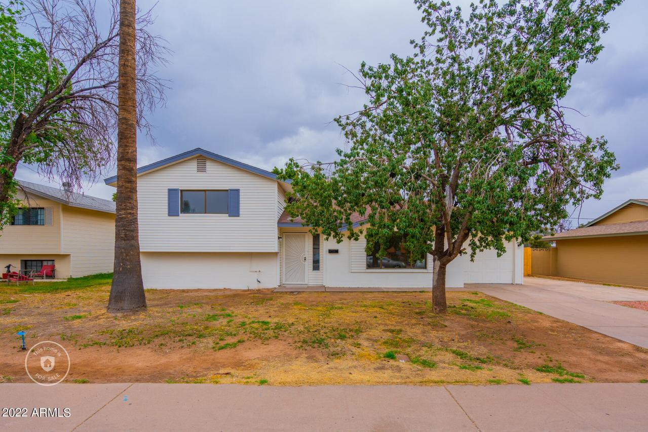 3925 W San Juan Ave., Phoenix, AZ 85019