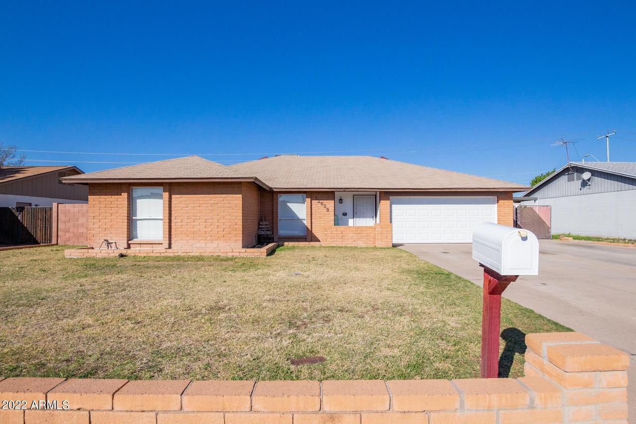 12632 N 50th Ln., Glendale, AZ 85304