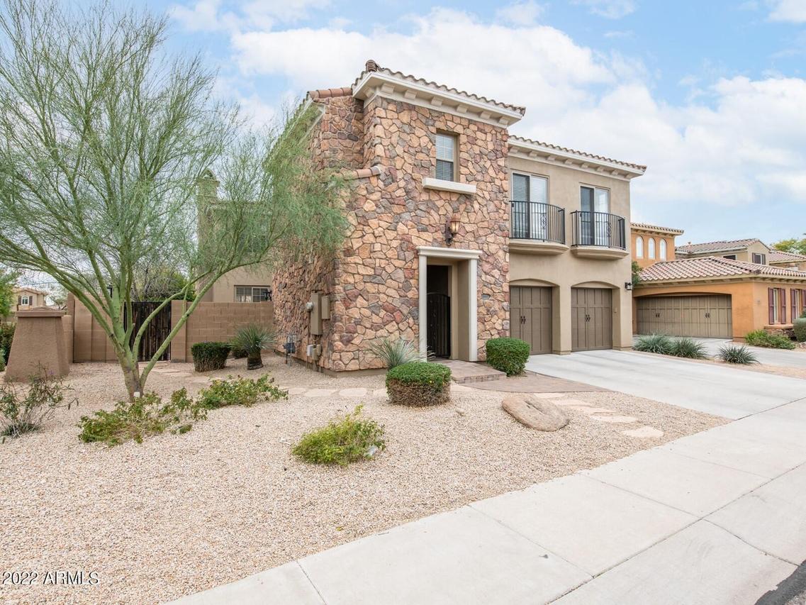 3993 E Hummingbird Ln., Phoenix, AZ 85050