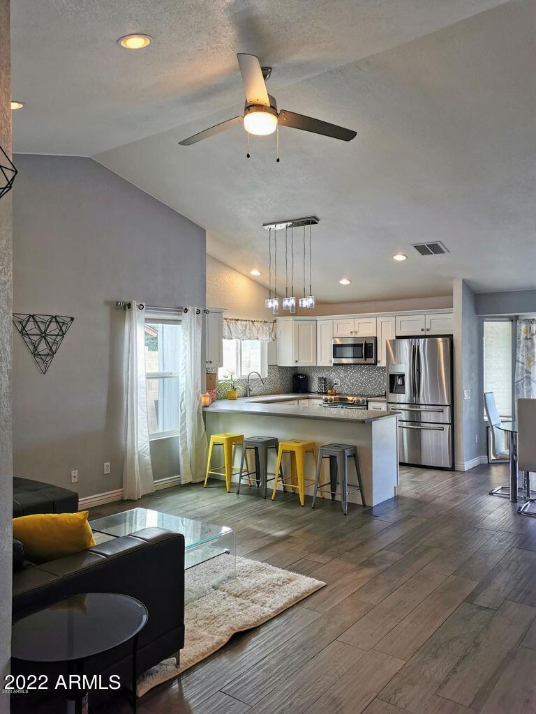 20822 N 34th Dr., Phoenix, AZ 85027