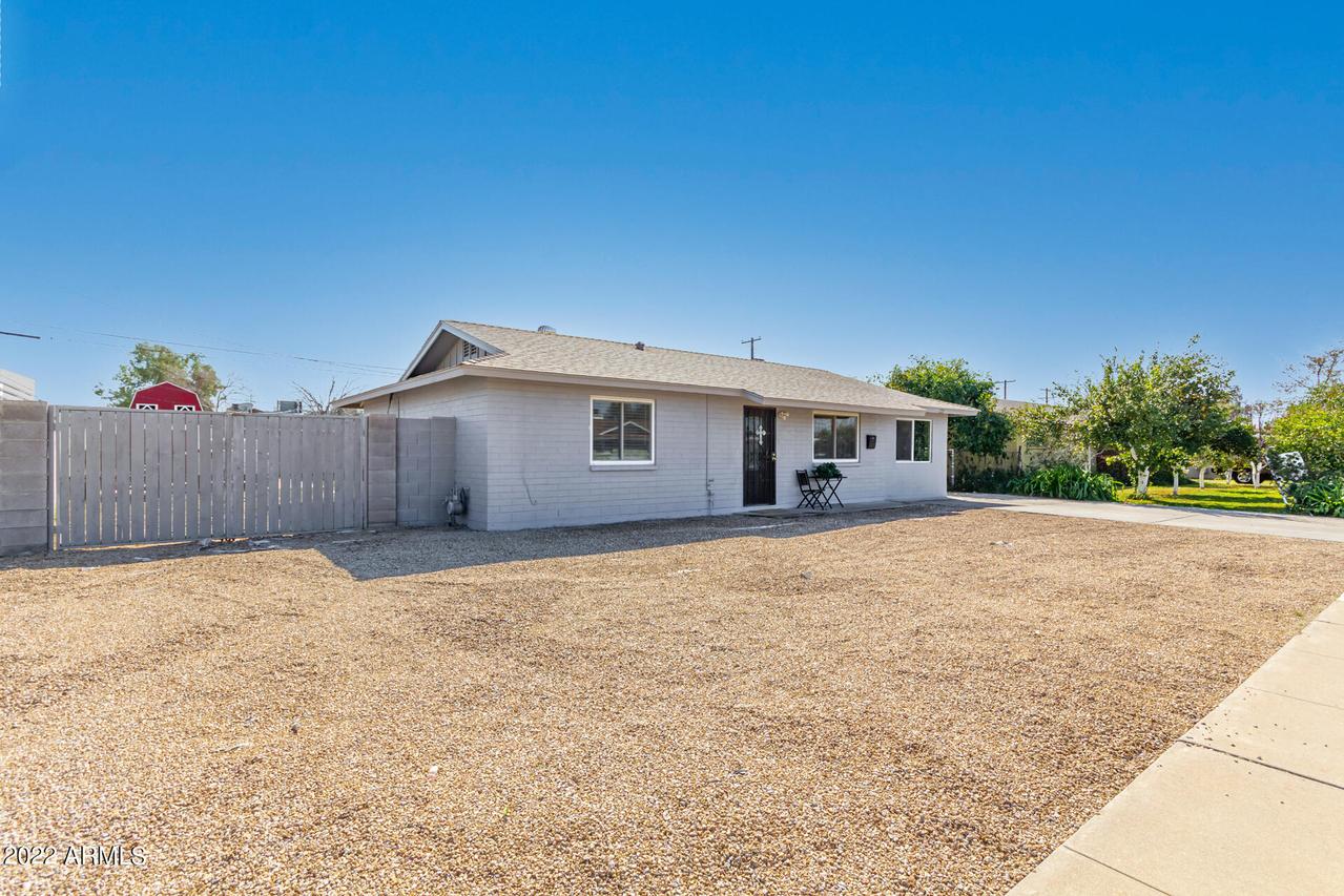 241 W Hunter St., Mesa, AZ 85201