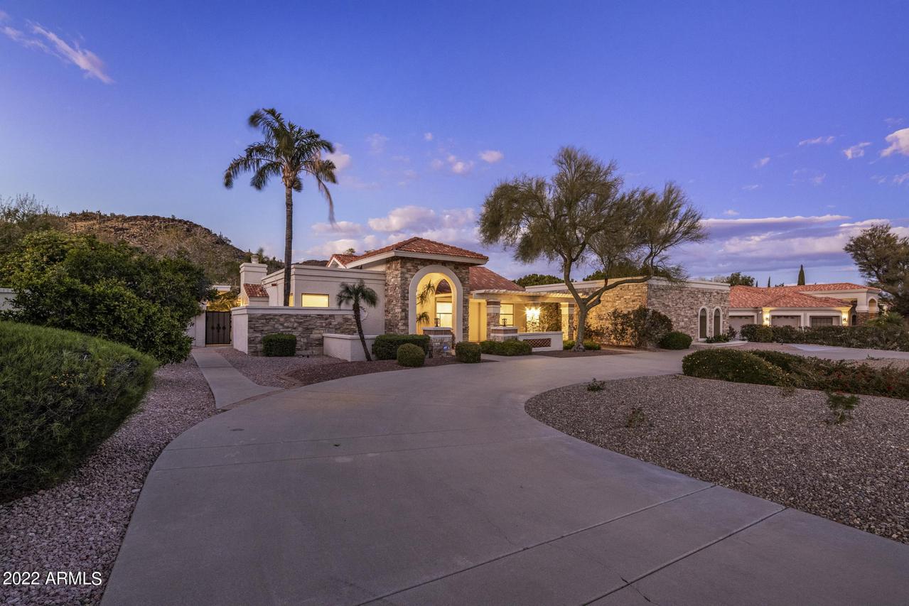 4812 W Avenida Del Rey, Phoenix, AZ 85083