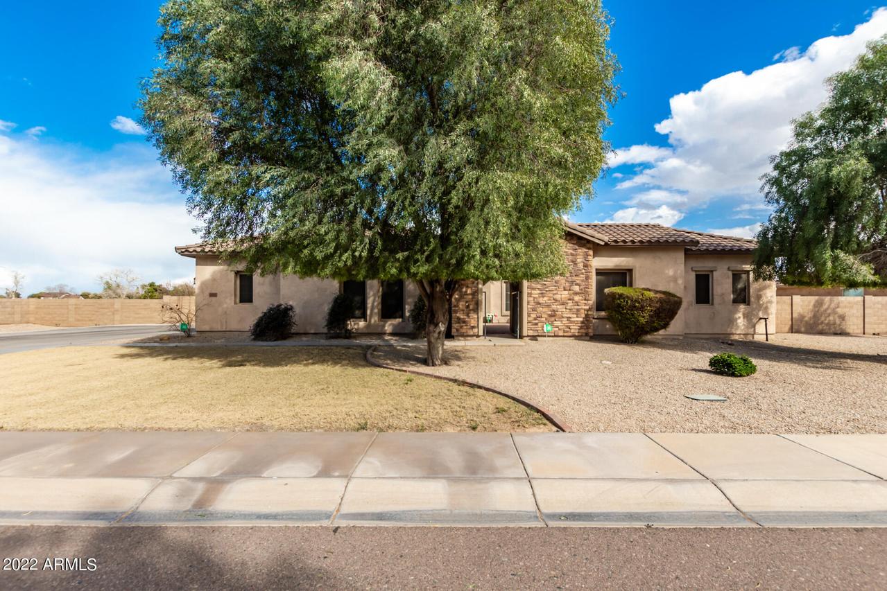 6611 S 67th Dr., Laveen, AZ 85339