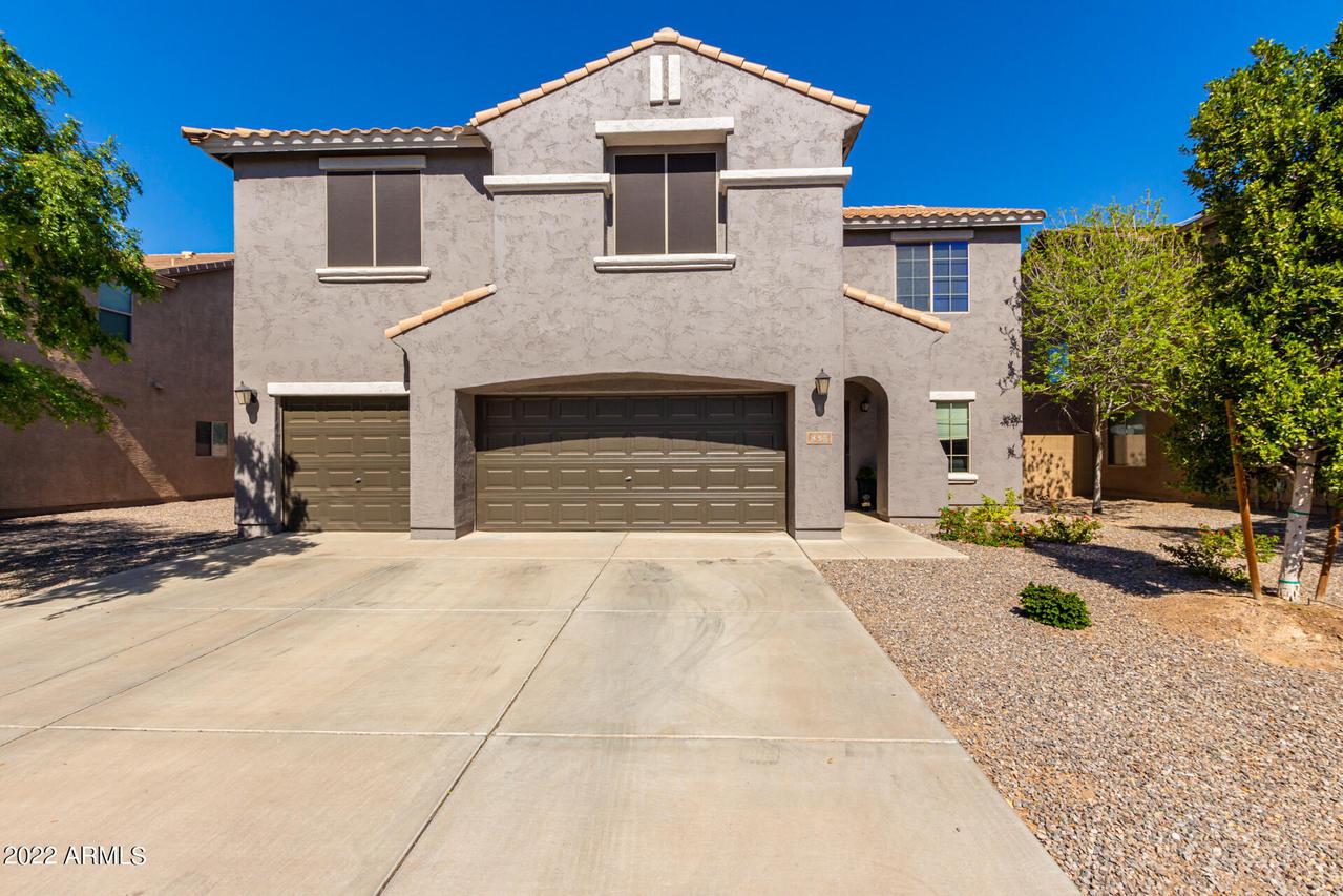 852 E Kapasi Ln., San Tan Valley, AZ 85140