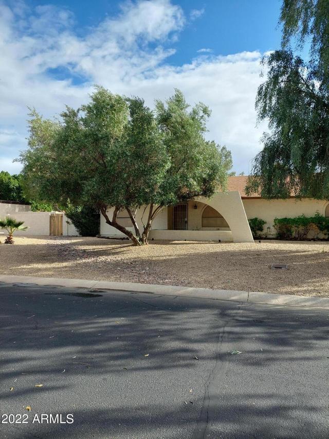 7621 W John Cabot Rd., Glendale, AZ 85308