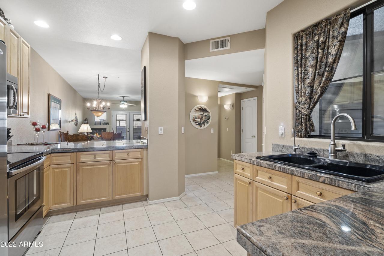 4200 N 82nd St. #1023, Scottsdale, AZ 85251