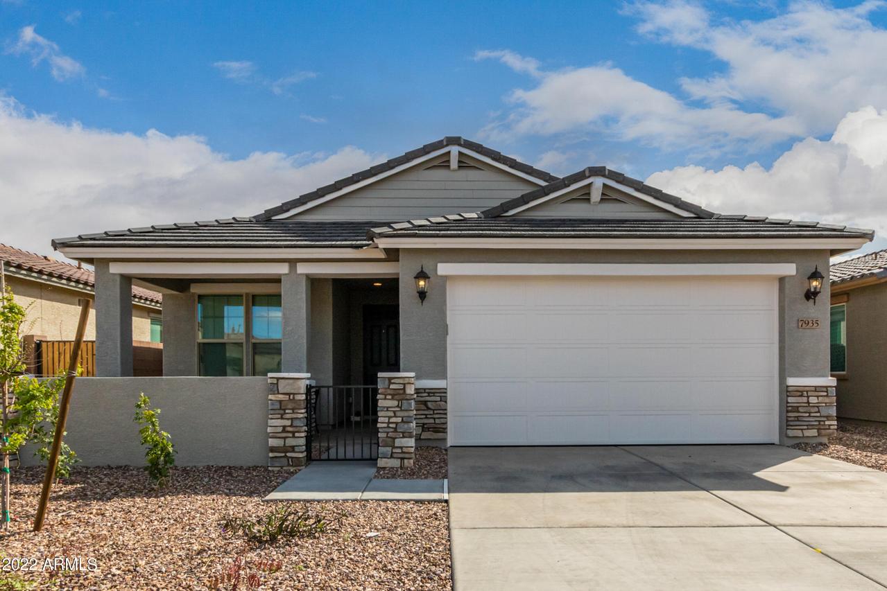 7935 W Orange Dr., Glendale, AZ 85303