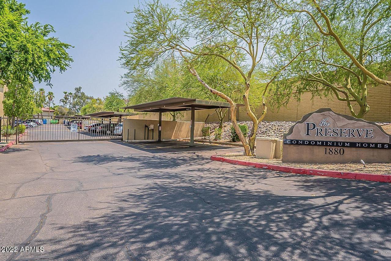 1880 E Morten Ave. #125, Phoenix, AZ 85020