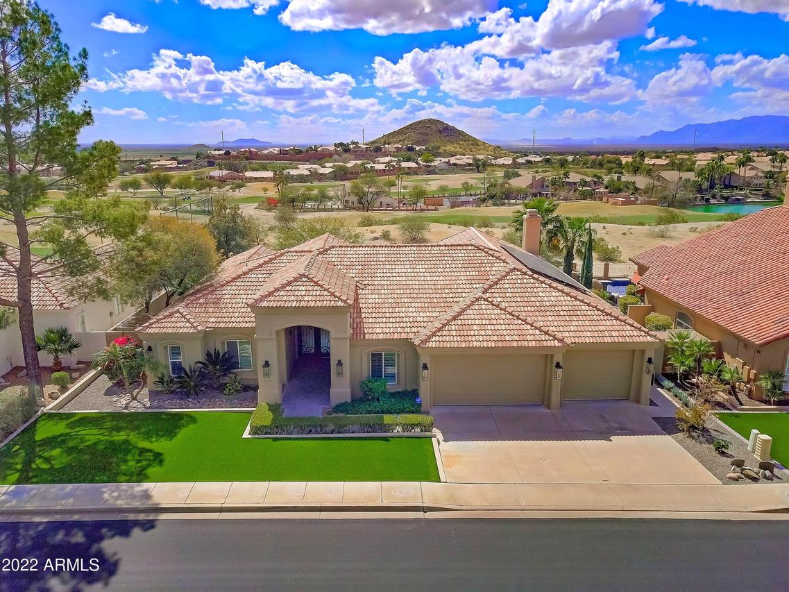 2009 E Clubhouse Dr., Phoenix, AZ 85048
