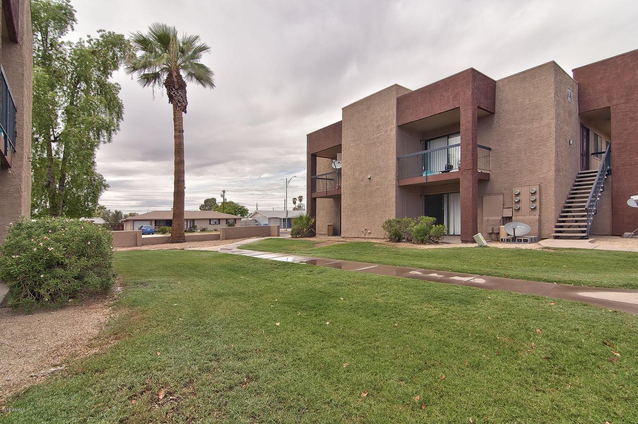 3810 N Maryvale Pkwy. #2058, Phoenix, AZ 85031