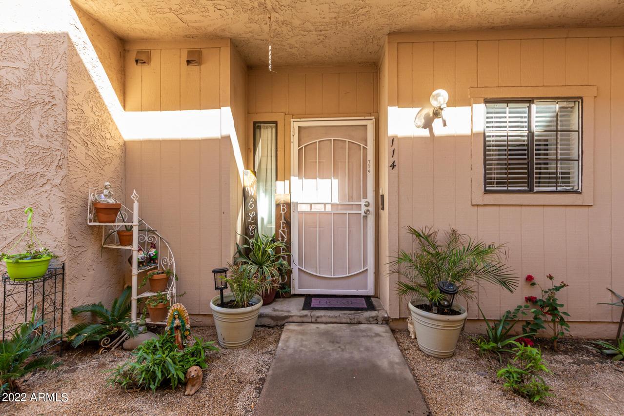 6550 N 47th Ave. #114, Glendale, AZ 85301
