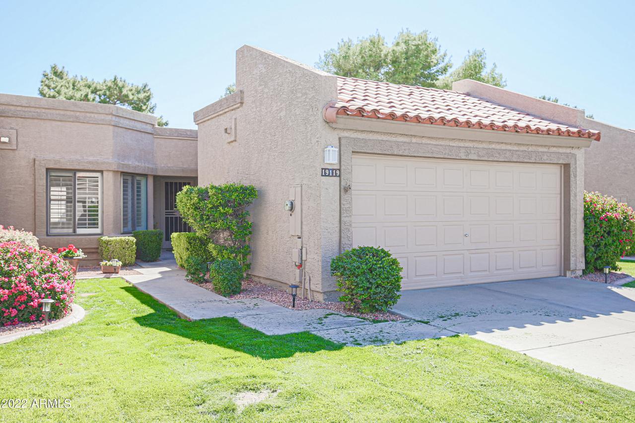 19119 N 98th Dr., Peoria, AZ 85382