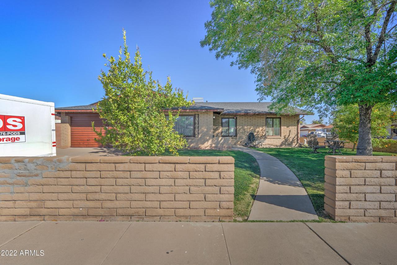 1672 E Bishop Dr., Tempe, AZ 85282