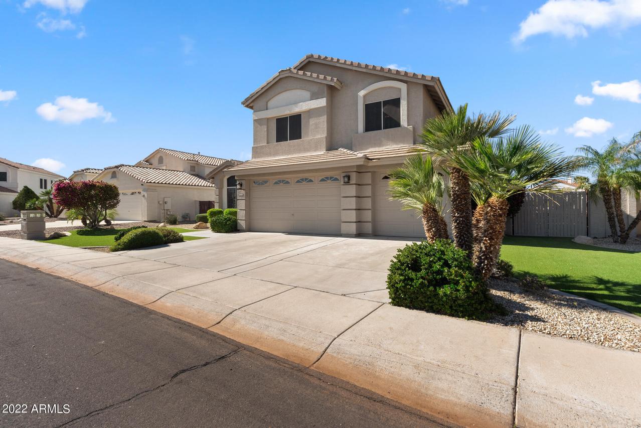 5256 W Potter Dr., Glendale, AZ 85308