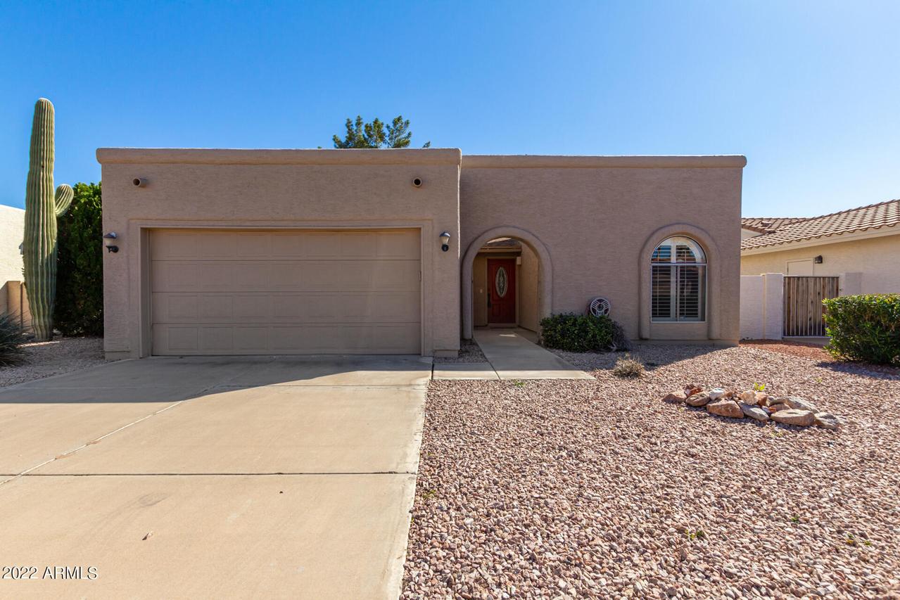 10413 E Twilight Dr., Sun Lakes, AZ 85248