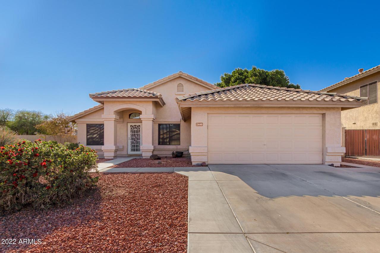 2440 S Rowen, Mesa, AZ 85209