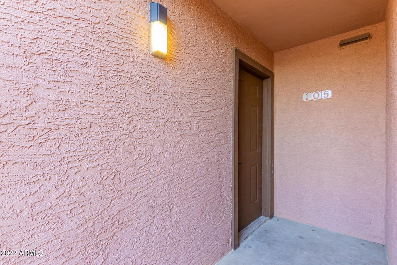 1075 E Chandler Boulevard Blvd. #105, Chandler, AZ 85225