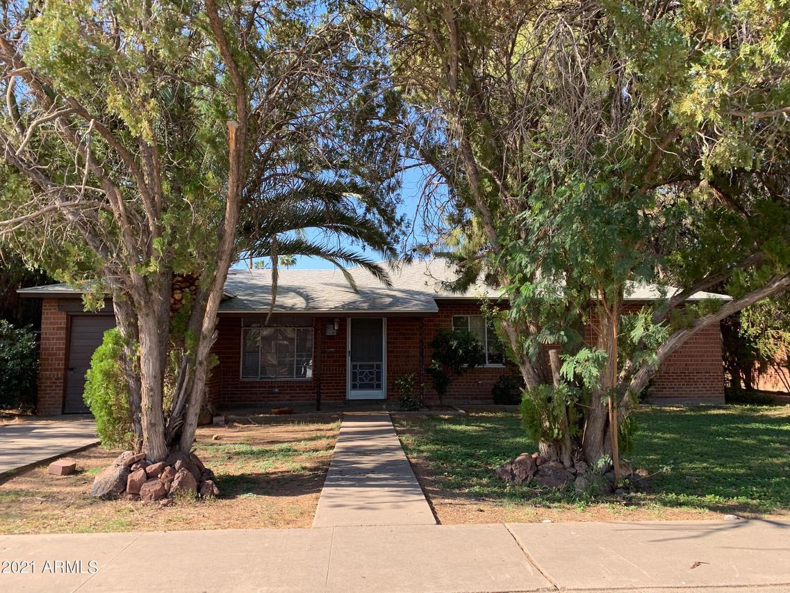 2539 E Roma Ave., Phoenix, AZ 85016
