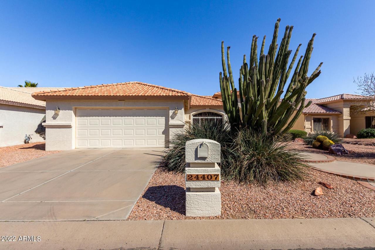 24407 S Starcrest Dr., Sun Lakes, AZ 85248
