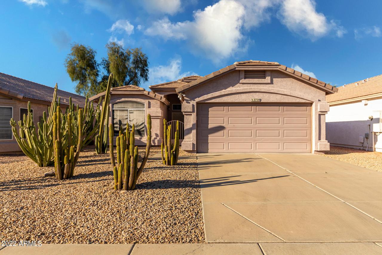 2708 E Anderson Dr., Phoenix, AZ 85032