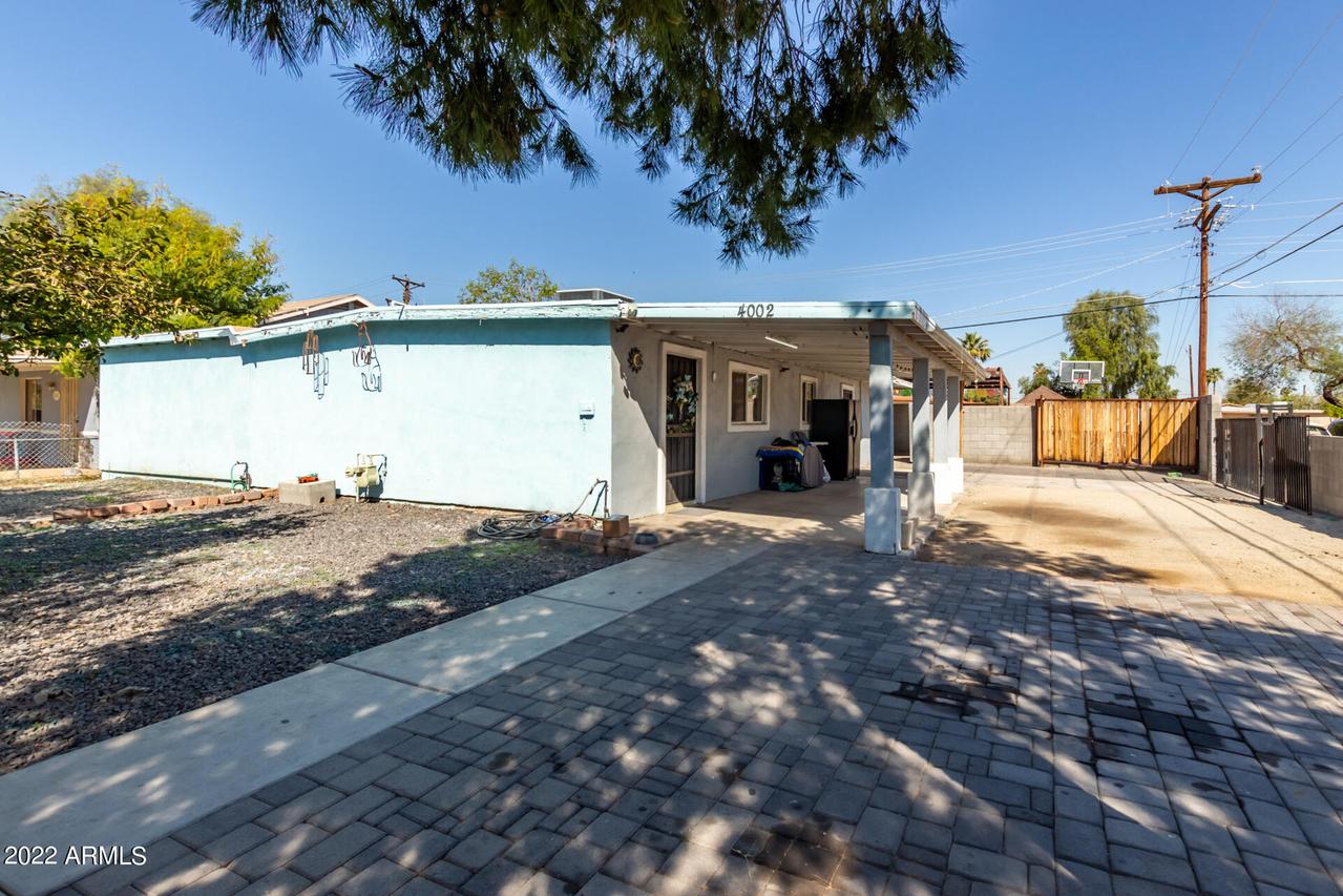 4002 W Palm Ln., Phoenix, AZ 85009