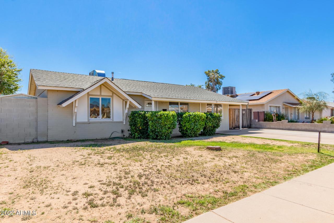 2027 W Aster Dr., Phoenix, AZ 85029