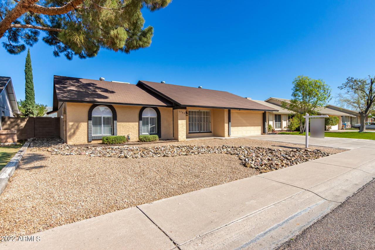 1732 W Angel Fire Ter., Phoenix, AZ 85027