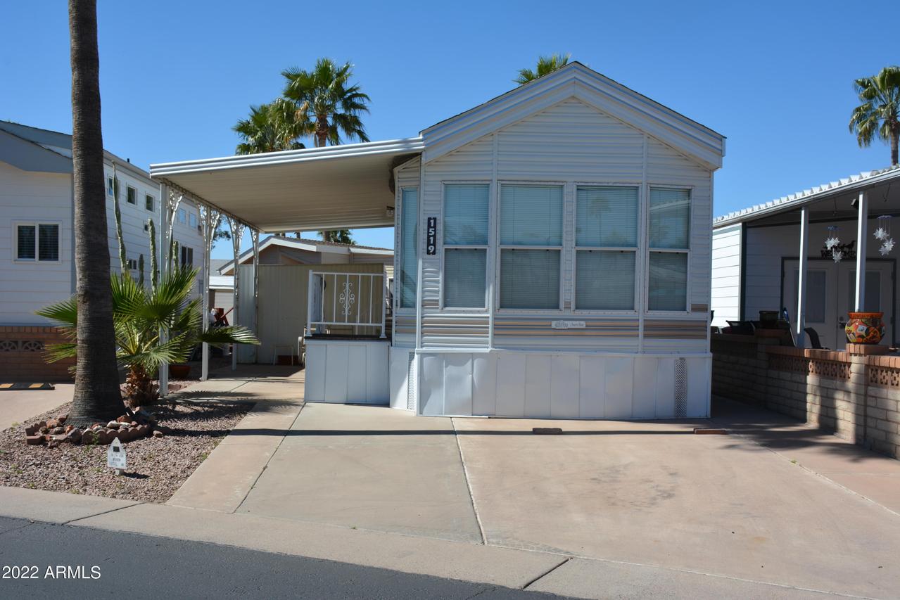 1519 S Omaha Cir., Apache Junction, AZ 85119