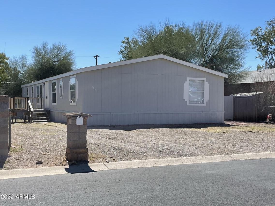 8123 E 4th Ave., Mesa, AZ 85208