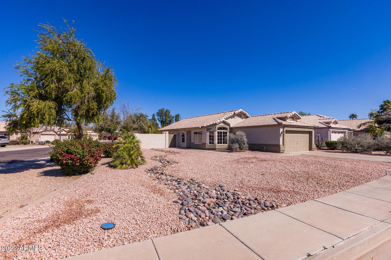 310 W Sheffield Ave., Gilbert, AZ 85233