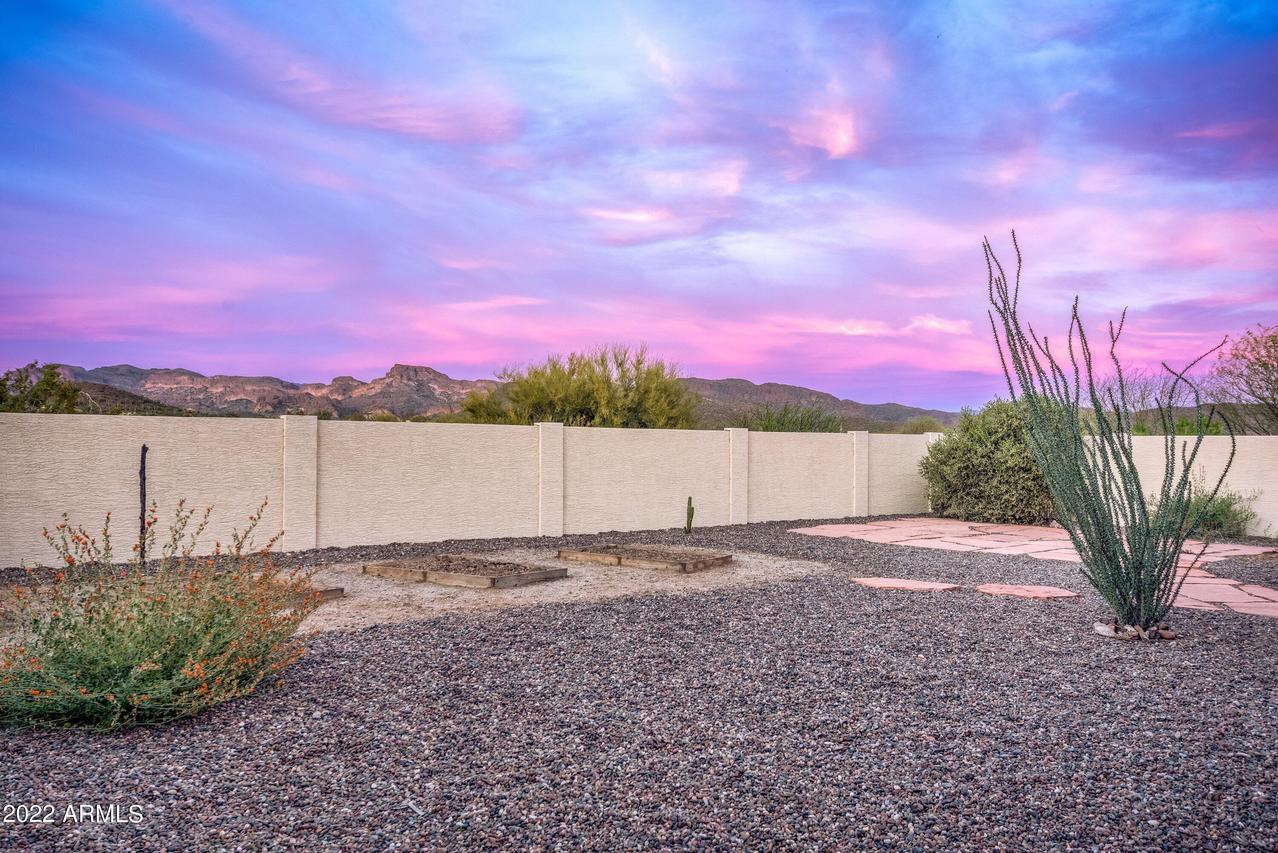 18120 E Via Jardin, Gold Canyon, AZ 85218