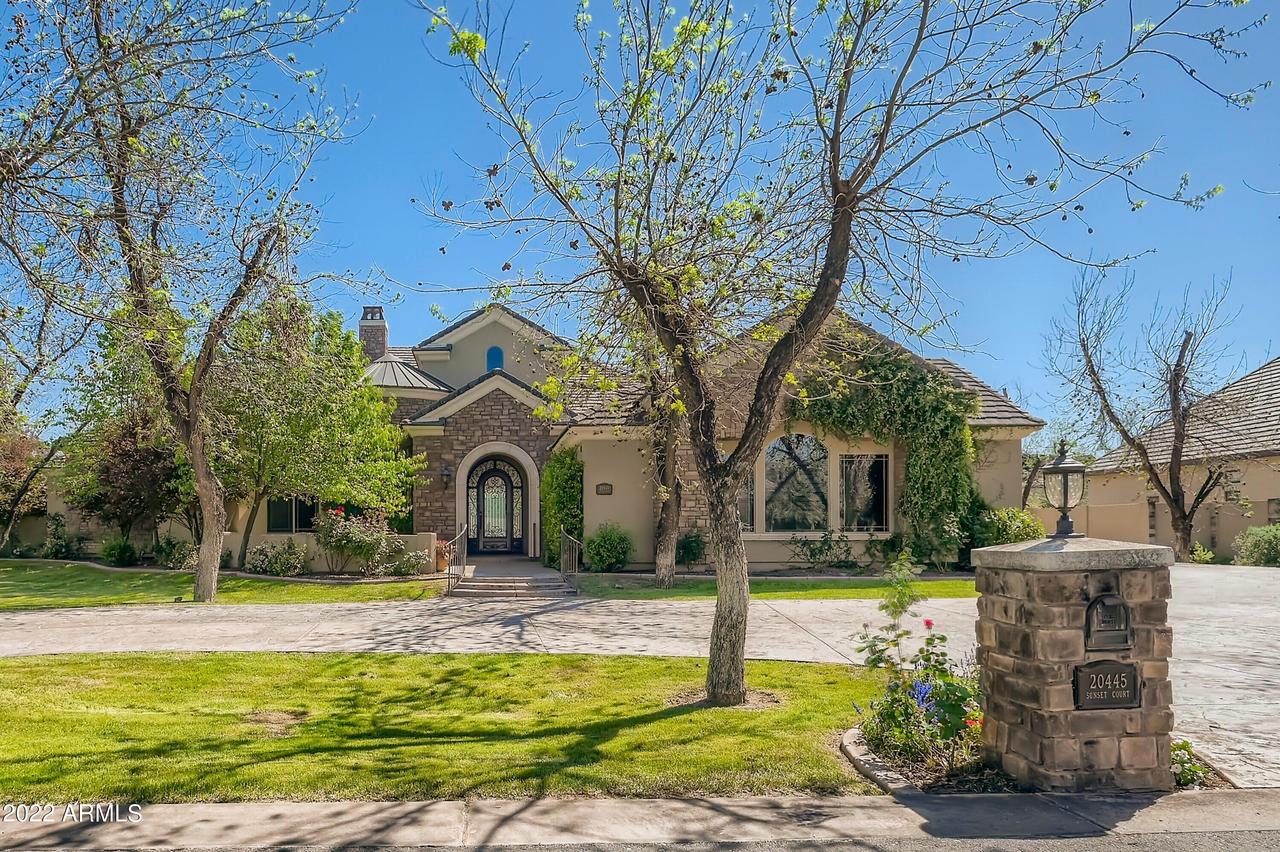 20445 E Sunset Ct., Queen Creek, AZ 85142