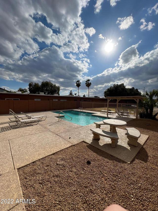 15601 N 27th St. #9, Phoenix, AZ 85032