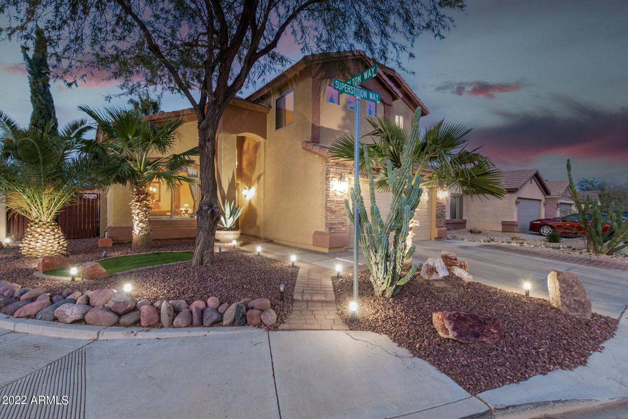 6690 E Superstition Way, Florence, AZ 85132