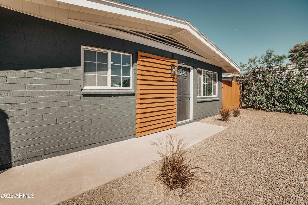 2112 E Lemon St., Tempe, AZ 85281