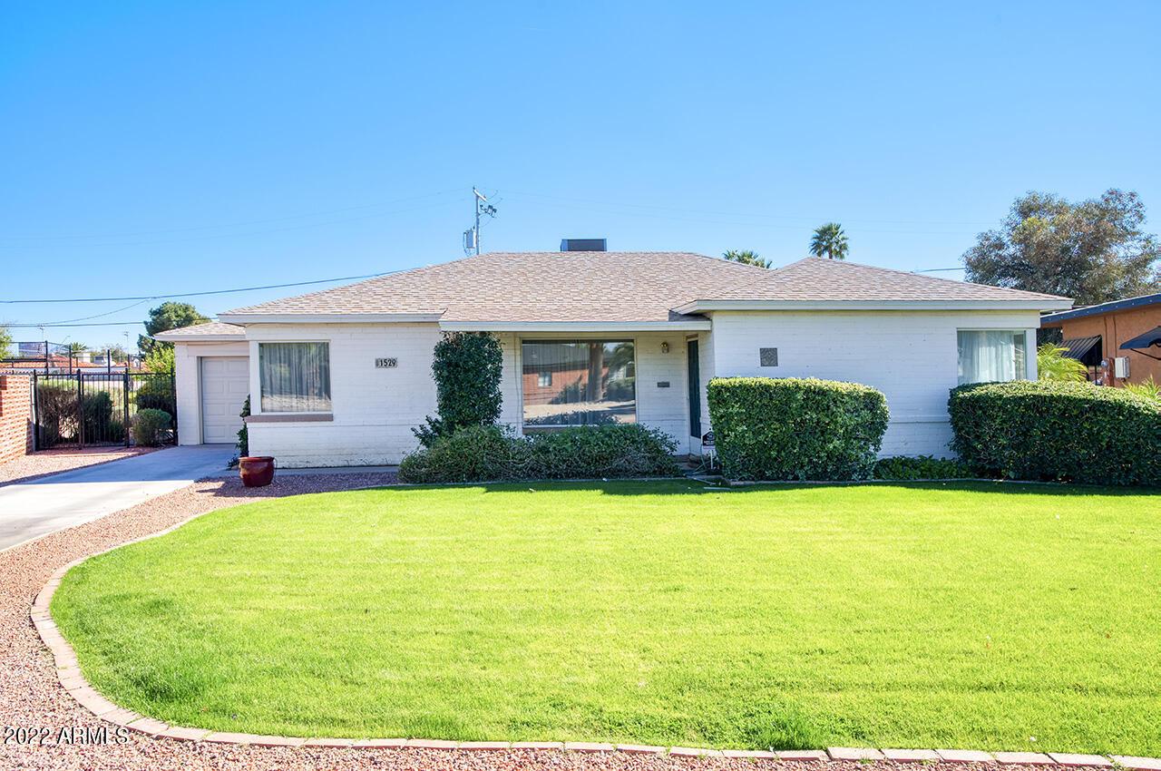 1529 W Flower Cir., Phoenix, AZ 85015