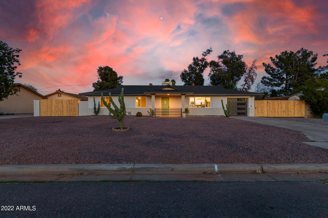 17819 N 42nd Pl., Phoenix, AZ 85032