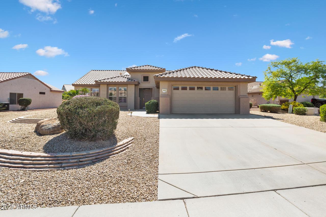 16287 W Lago Verde Way, Surprise, AZ 85374