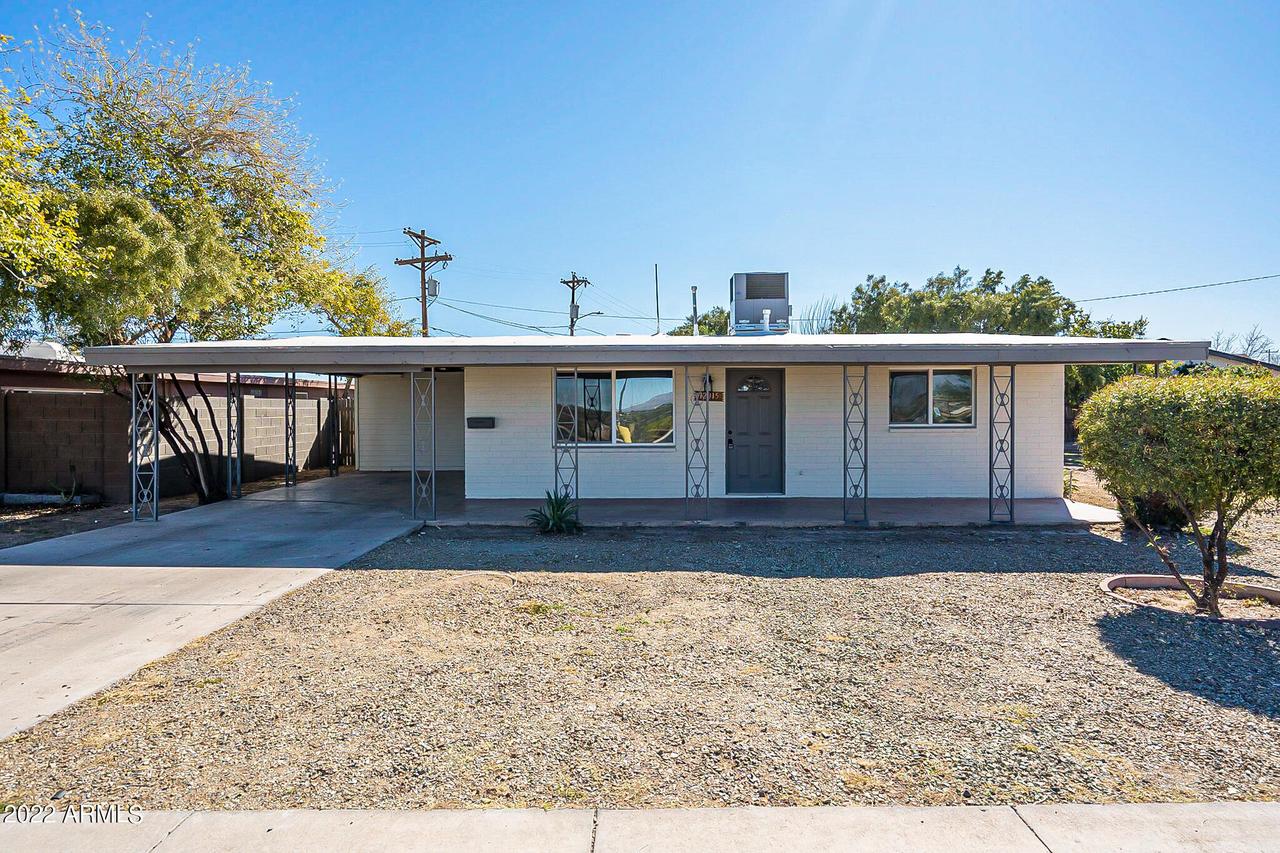 12015 N 114th Ave., Youngtown, AZ 85363